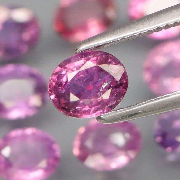 Superb 3.65ct violet pink Sapphire set -Untreated!!!