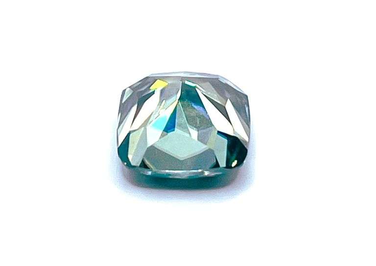 11 Ct Mint Green Cushion Cut Fire Moissaniite Solitaire
