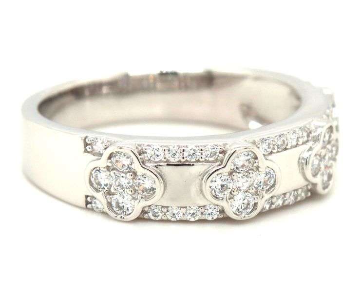 925 Sterling silver flower style white cubic zirconia band