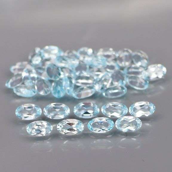 Glittering! 40 piece 11.36ct full fire baby blue Topaz set!