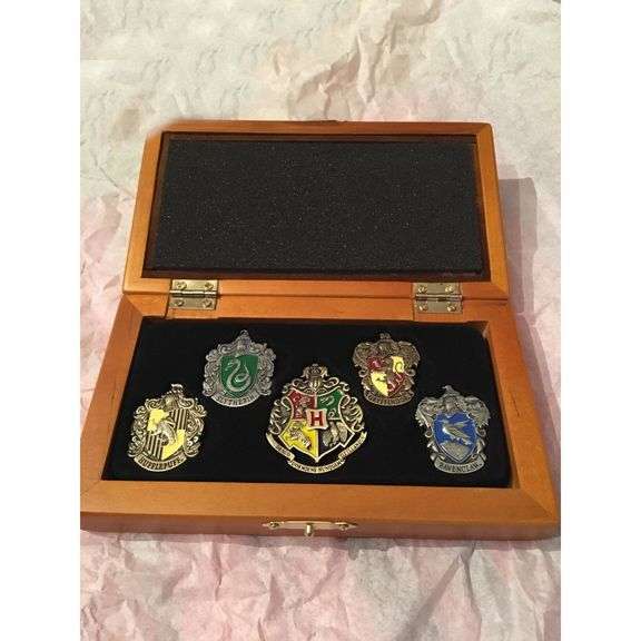 Offical Harry Potter House Crest Pin Set