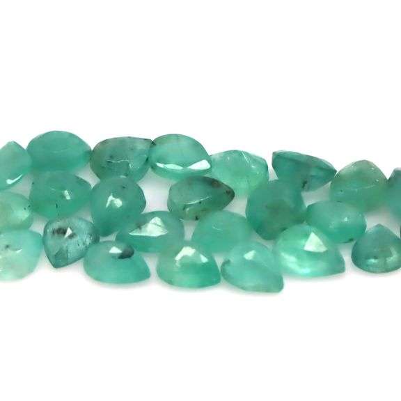 Bright emerald green 7.40ct 24pc Emerald set