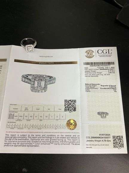 CERTIFIED 14K WHITE GOLD DIAMOND RING