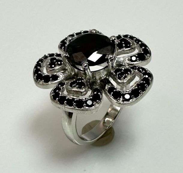 Lovely 14 Kt White Gold Plate 7 Ct Black Diamond Moissanite Flower Ring