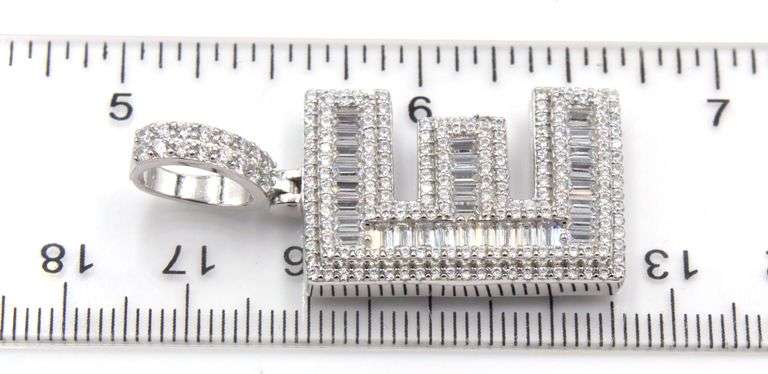 Initial E cubic zirconia pendant in 925 sterling silver