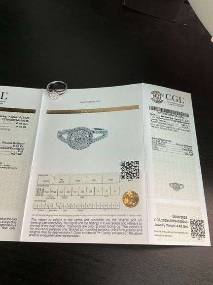 CERTIFIED 14K WHITE GOLD DIAMOND RING