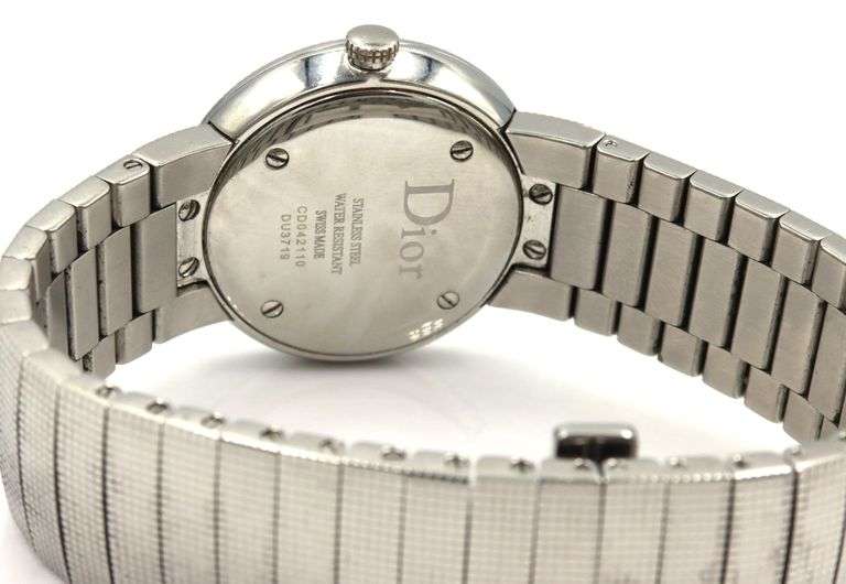 Dior La D De Dior 33mm quartz watch