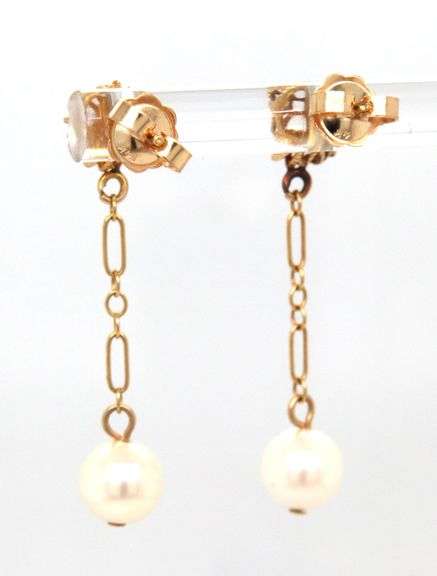 14kt Yellow gold white fresh water pearl dangle earrings