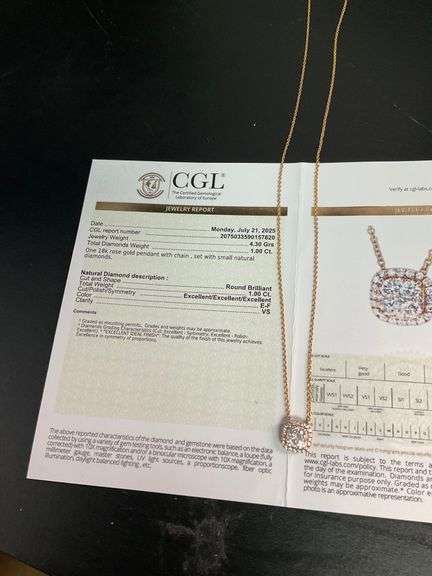 CERTIFIED BRAND NEW 18K ROSE GOLD NECKLACE WITH DIAMOND PENDANT