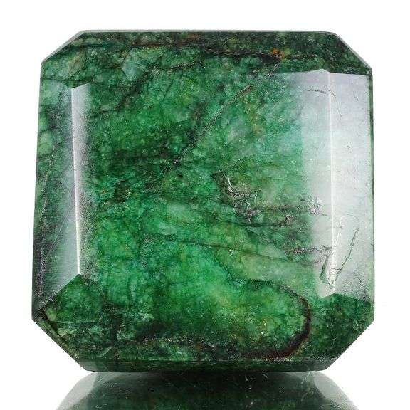 Huge Certified 1550 Ct Museum Size Natural Emerald