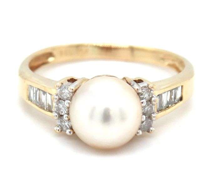 14kt Yellow gold 7-7.5mm pearl and diamond ring