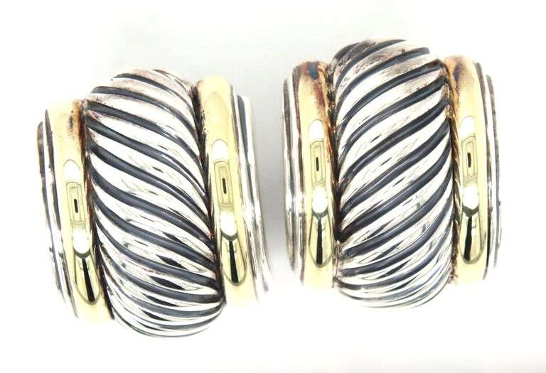 David Yurman 2 tone Cable CoCigar huggie hoop