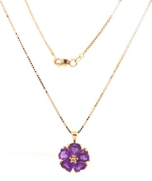 14kt Yellow gold heart shaped amethyst flower pendant on chain