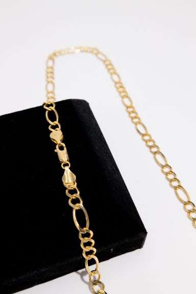 14K Yellow Gold 6mm Figaro Link Chain 24 Inch