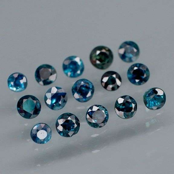 Heated Only! 3.04ct deep blue Sapphire set from Madagascar!