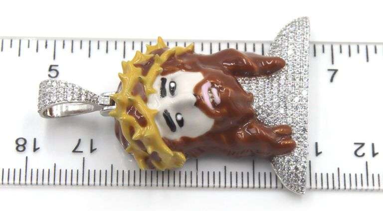 925 Sterling silver Jesus head pendant with cubic zirconia