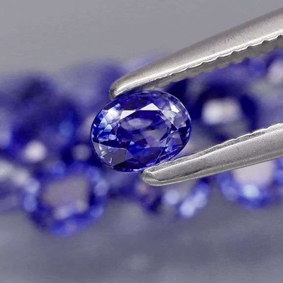 Oval cut! 2.93ct top cobalt blue sapphire set! Heated only!