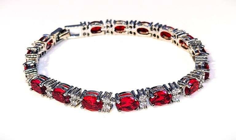 18 Kt White Gold Plated Lab Simulated 16.5 Cttw Red Ruby Diamond Tennis Bracelet