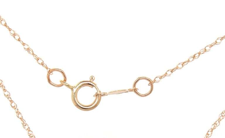 10kt Yellow gold oval Cameo pendant on chain