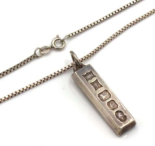 Vintage 925 sterling silver heavy Hallmark Ingot pendant on box chain