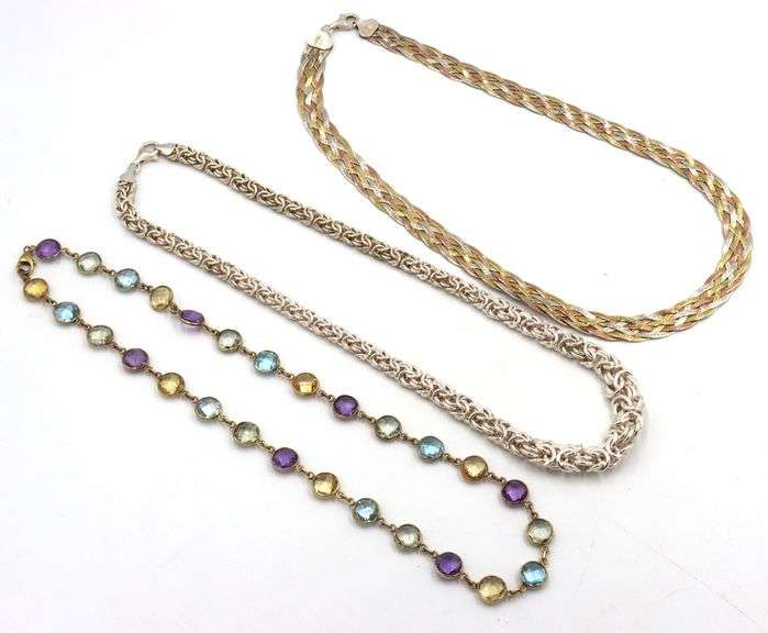 Group of vintage 925 sterling silver jewelry