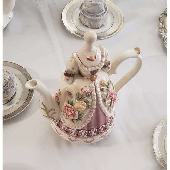 Hand-Painted Ceramic Teapot with Embossed Rose Design