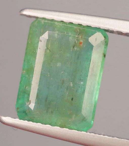 REAL! 3.37ct light green Zambian Emerald