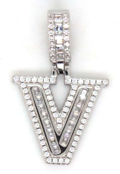 925 Sterling silver Initial V cubic zirconia pendant