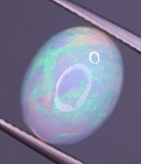 Gorgeous smoldering multi patterned 4.41ct Welo Opal!