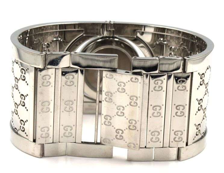 Gucci twirl watch with GG band