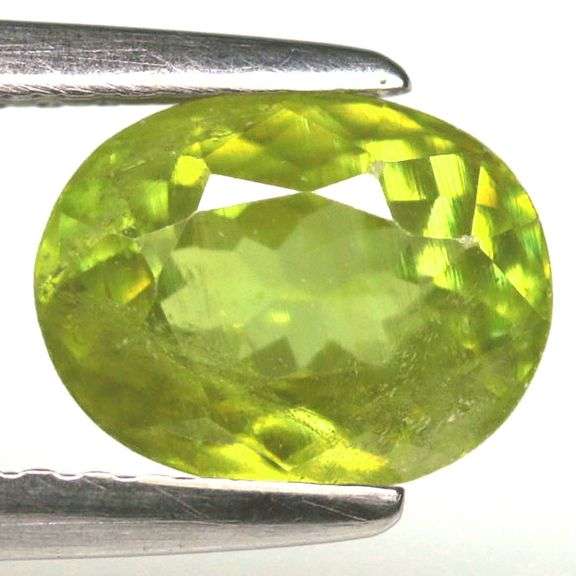 Gorgeous 1.41ct rainbow spark untreated Sphene