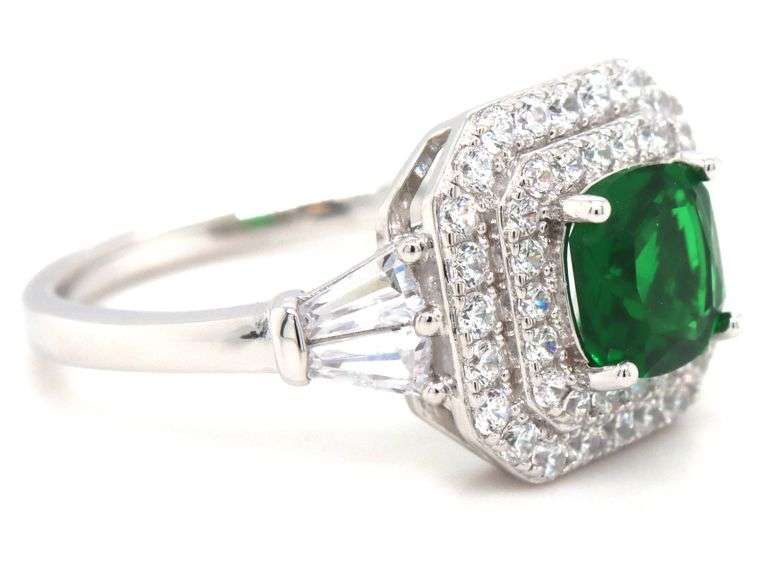 925 Sterling silver green princess cut and white round cubic zirconia ring
