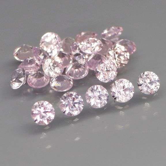 Wow! 2.55cts of baby doll pink UNTREATED Sapphires!