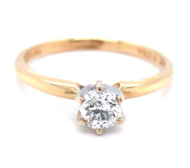 14kt Yellow gold diamond engagement ring