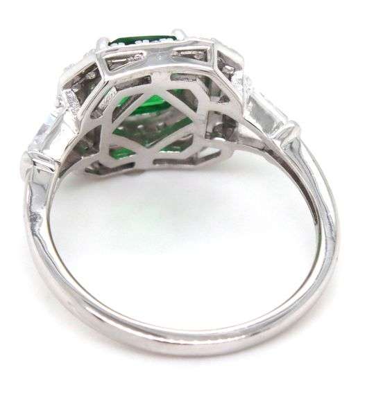 925 Sterling silver emerald cut green cubic zirconia ring