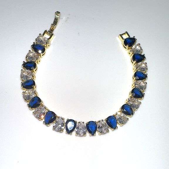 18 Kt Gold Plated Huge 32.5 Ctw Lab Simulated Diamond and Midnight Blue Sapphire Tennis Bracelet