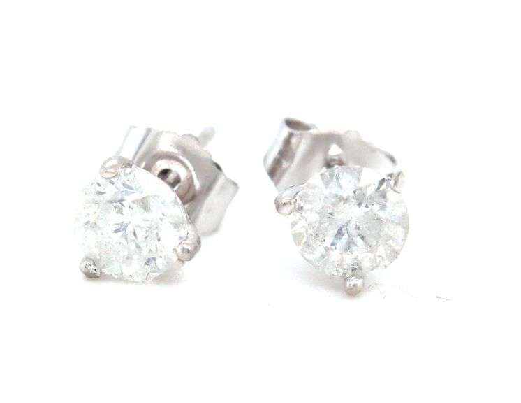 One pair of 14kt white gold 0.86ctw RBC diamond stud earrings