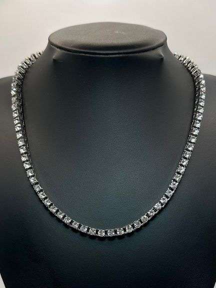 Sparkling 14 Kt White Gold Plated 37.5 Cttw Simulated Diamond Tennis Necklace