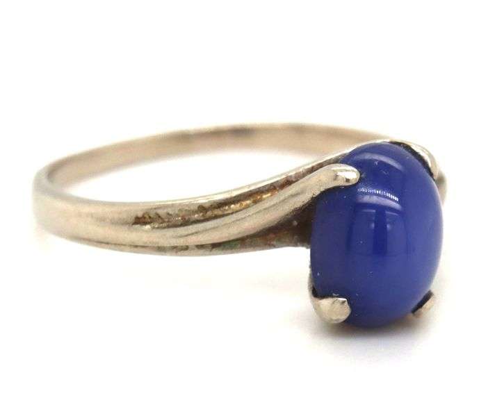 10kt White gold Linde star sapphire ring