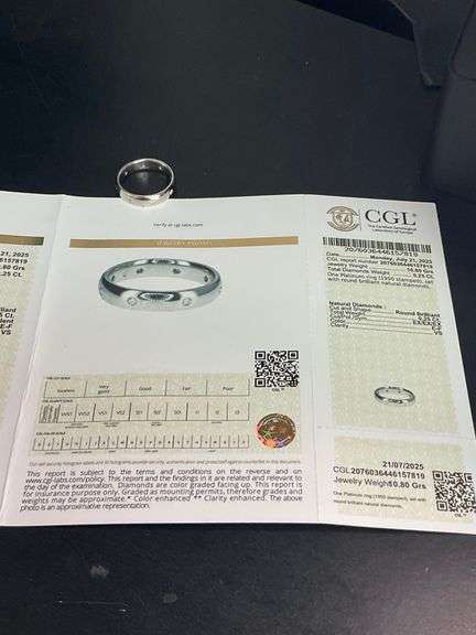 CERTIFIED PLATINUM UNISEX DIAMOND WEDDING BAND