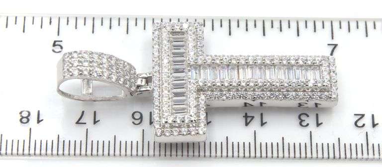 Initial T cubic zirconia pendant in 925 Sterling silver