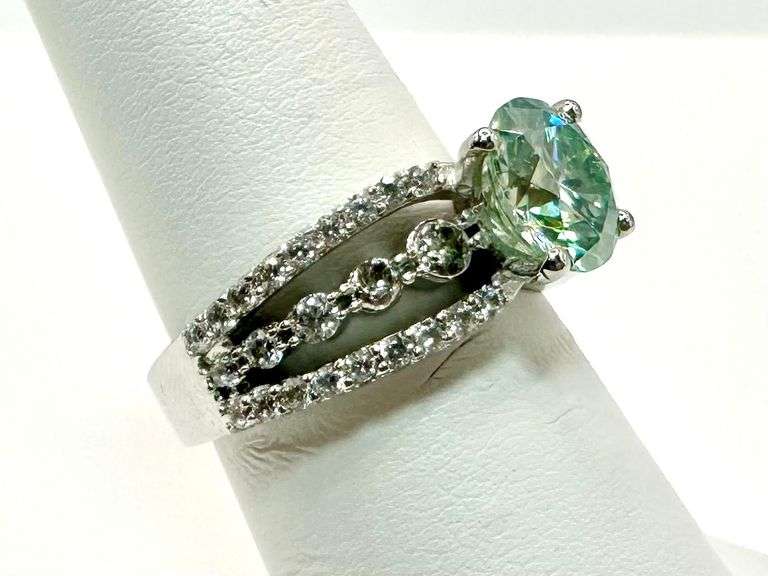 Sparkling 2.68 Ct Blue Ice Fire Moissanite Ring
