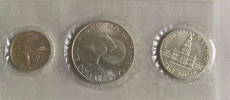 Two 1976 3 Piece Red Pack Silver Unc Bicentennial Sets