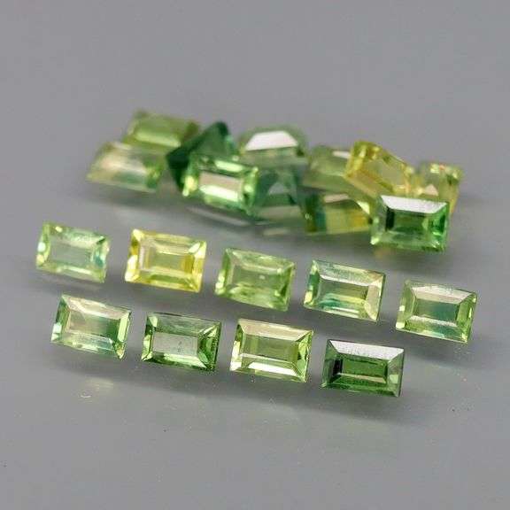 Heated only! Australian! 2.46ct emerald cut Sapphire set!!!