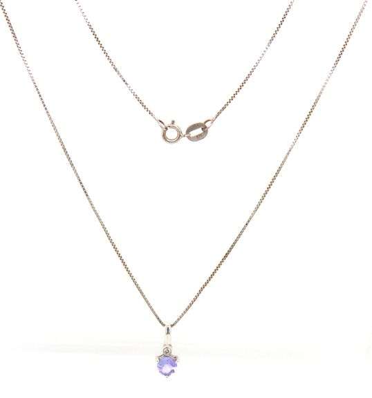 14kt White gold blue topaz pendant on box chain necklace