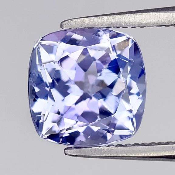Get ready for an AMAZING 1.71ct VVS Tanzanite!