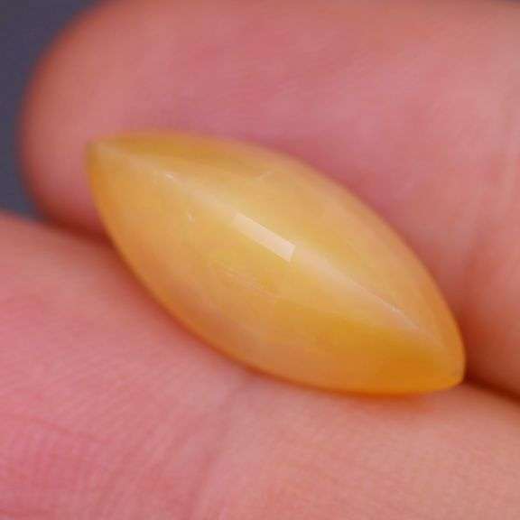 Large! Uncommon! 5.46ct all natural Mexican Fire Opal!