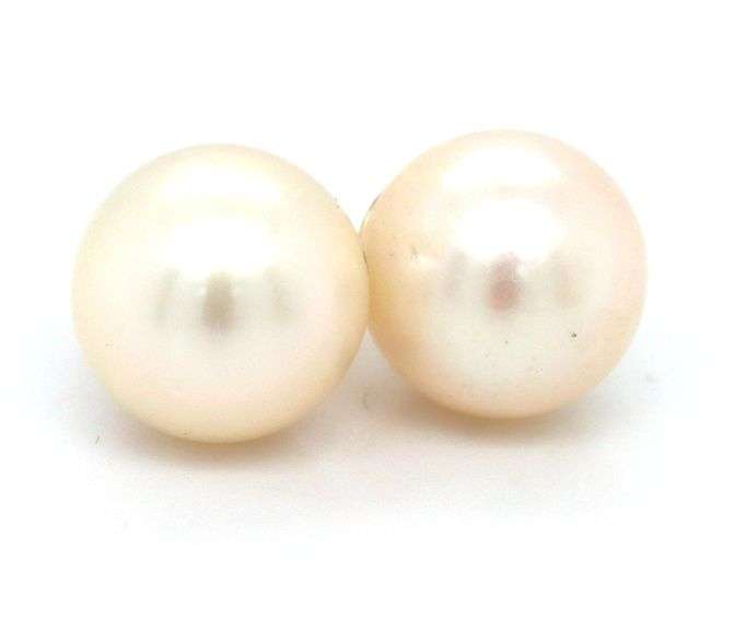 14kt Yellow gold 7.5-8mm pearl stud earrings