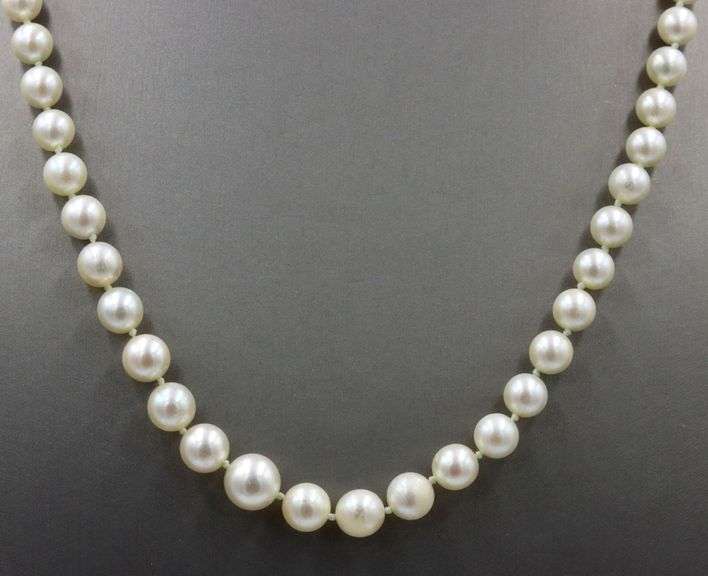 6.5-9mm Graduated pearl necklace
