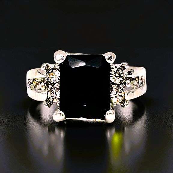 14 Kt White Gold Plate 3.75 Ct Simulated Black Onyx Ring
